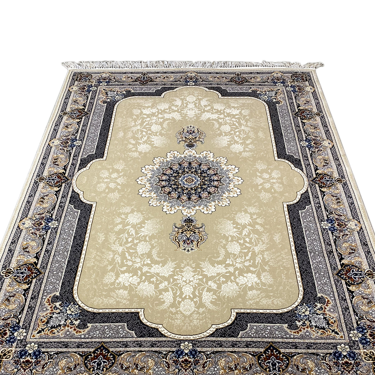 Beiger Teppich mit großer Zierfläche, blau-goldenen Medaillons und Fransen am Saum