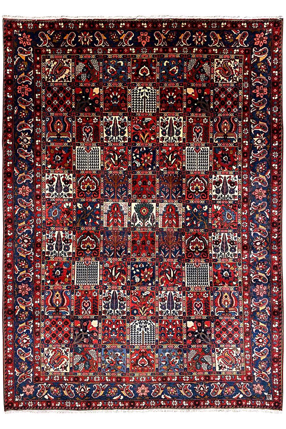 Bakhtiari-Teppich (320x214 cm) rechteckig: symmetrisches Patchwork-Ornament, umlaufende Bordüren.