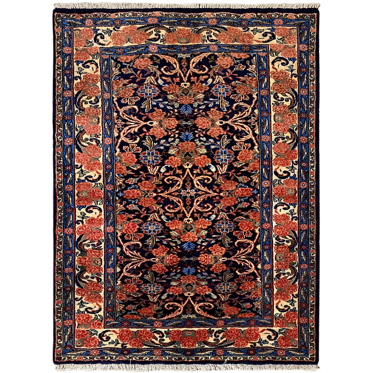 Rechteckiger Teppich mit dunklem Blau-Rot-Ornamentmuster und Bordüre, 142×102 cm
