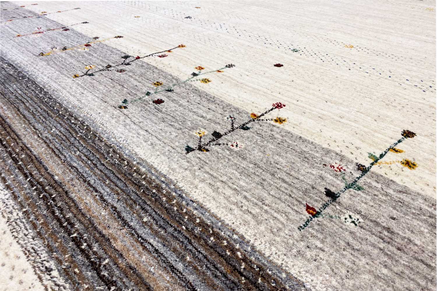 Gabbeh - Loom Luri (201x290 cm) - German Carpet Shop