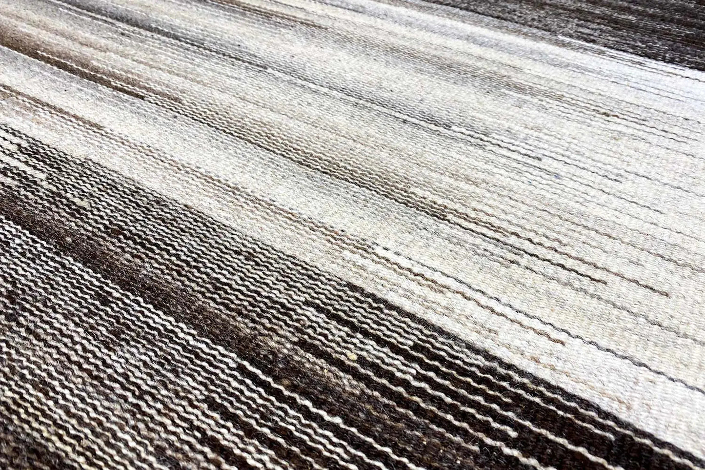 Kelim Teppich Grau – 230x160 cm Streifenmuster - German Carpet Shop