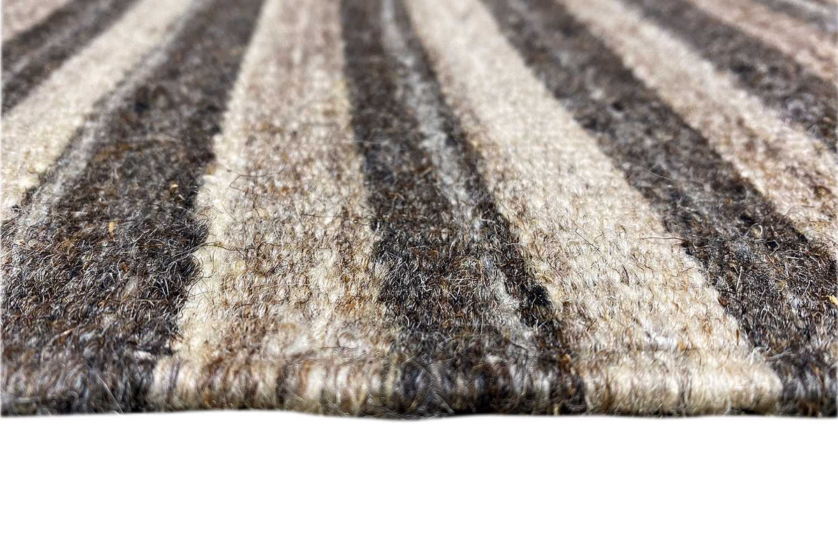 Kelim-Dhurrie-Teppich mit mehrfarbigem Flor und gewebtem Rand