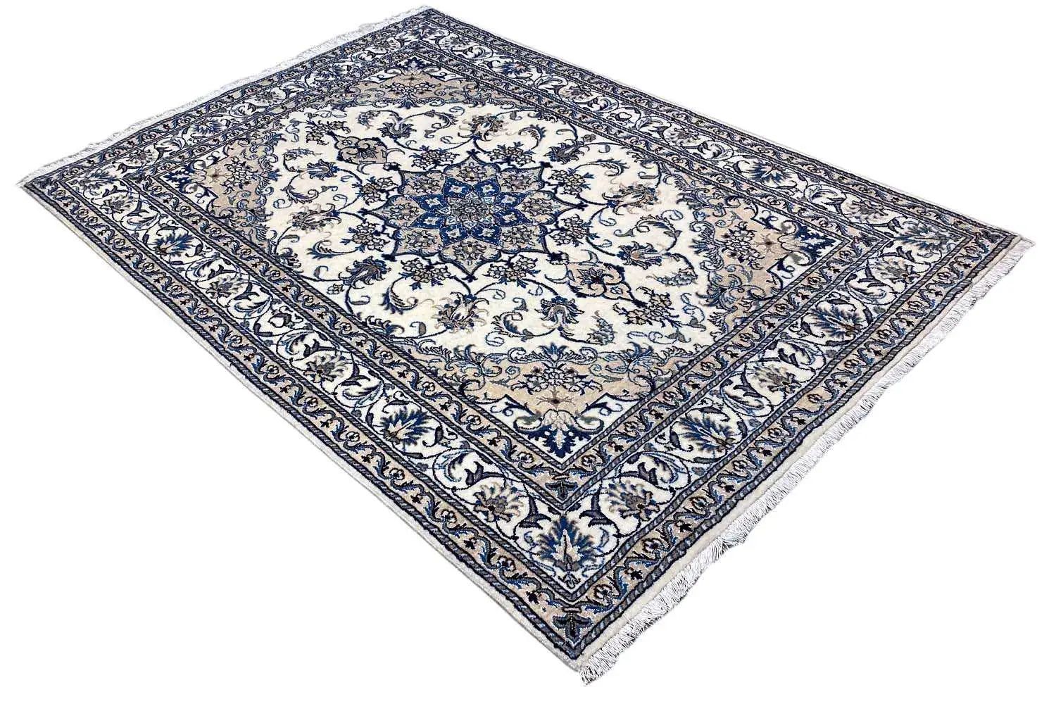 Nain Teppich (210x142cm) - German Carpet Shop