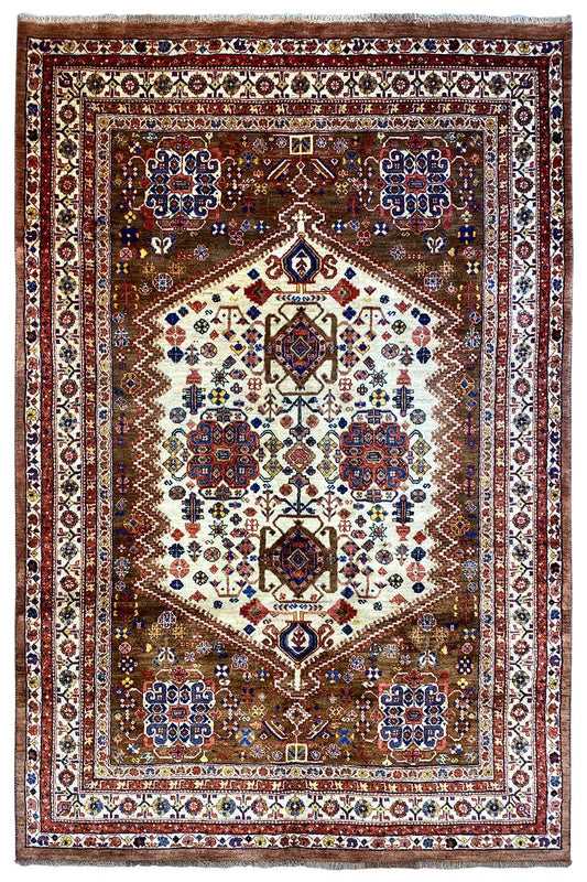 Qashqai Exklusiv (272x177cm) - German Carpet Shop