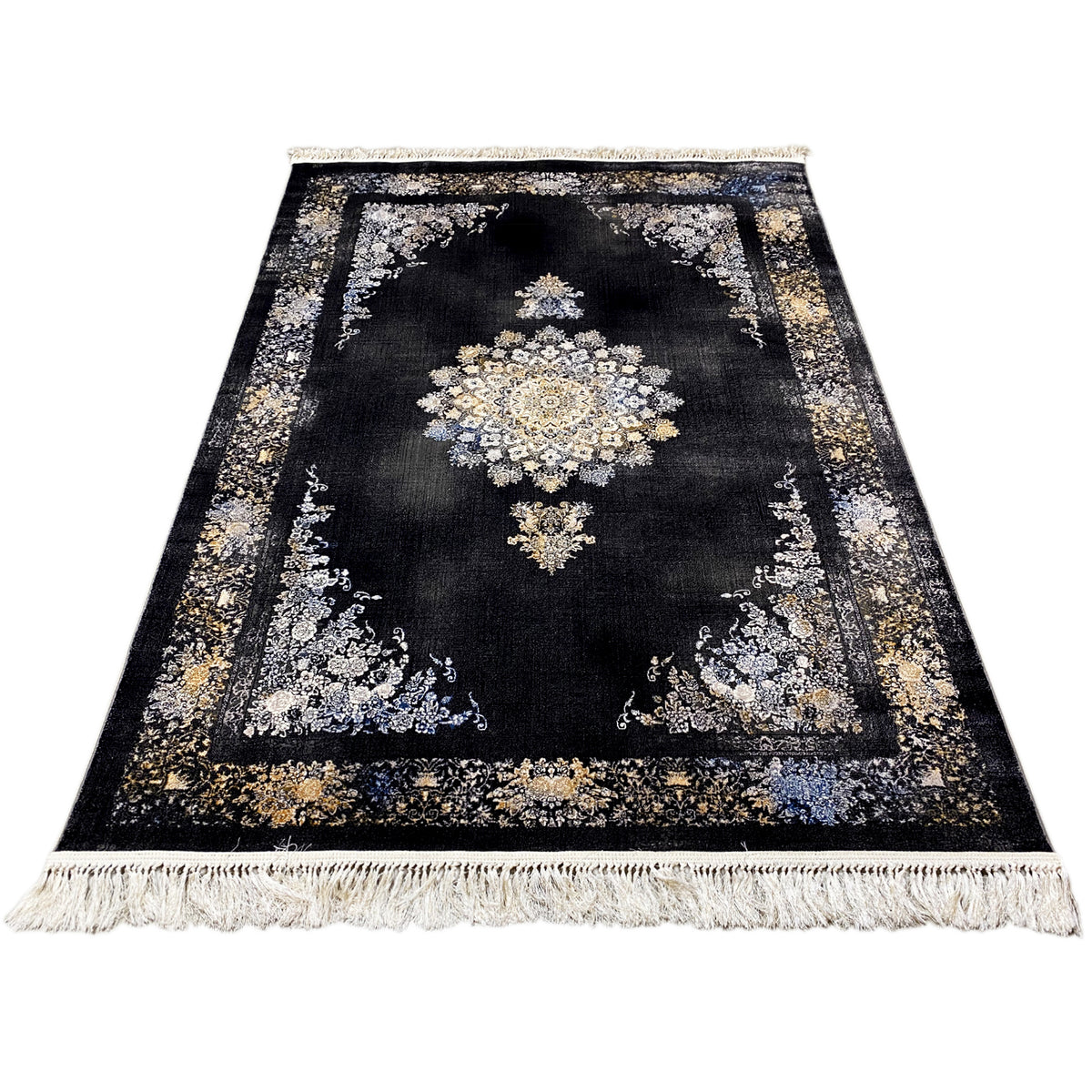 Teppichfläche mit dunklem Grund, floralen Mustern in Gold, Silber und Blau, Fransen