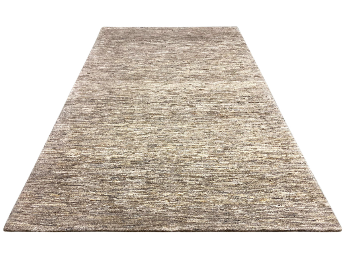 Gabbeh-Teppich 290x194, trapez-/dreieckige Ansicht, beige-grauer Melange-Look, kurzer Flor