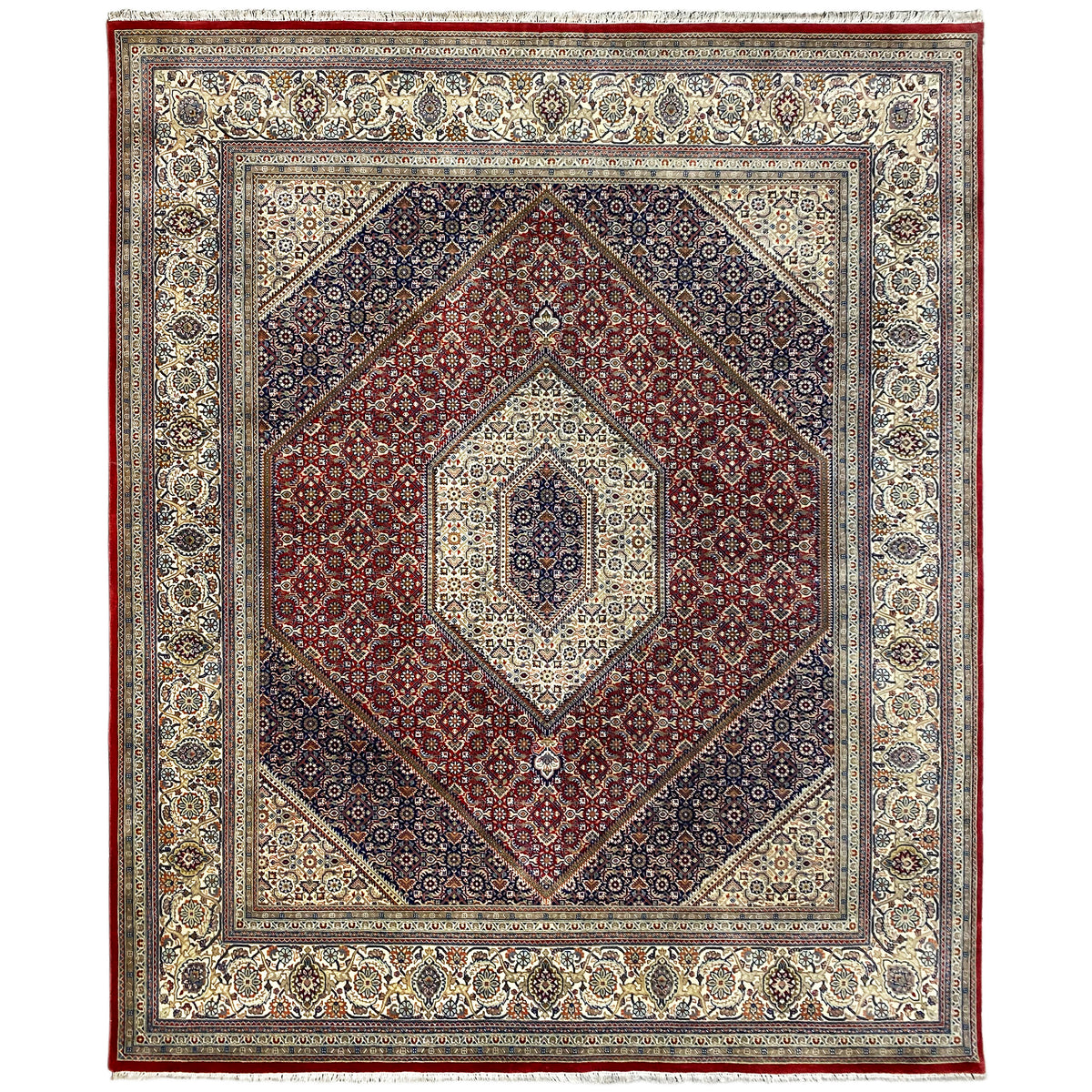 Bidjar Teppich mit vierteiliger Rahmenbordüre und Mittelmedaillon, rot-blaues Muster