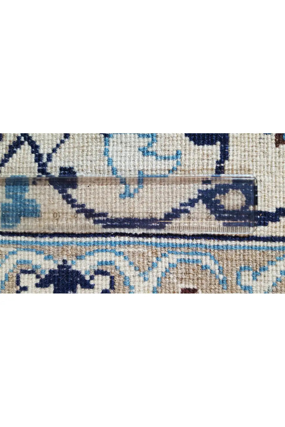 Nain - 265611111 (305x204 cm) - Premium Teppich from German Carpet Shop - Just €1900! Shop now at German Carpet Shop