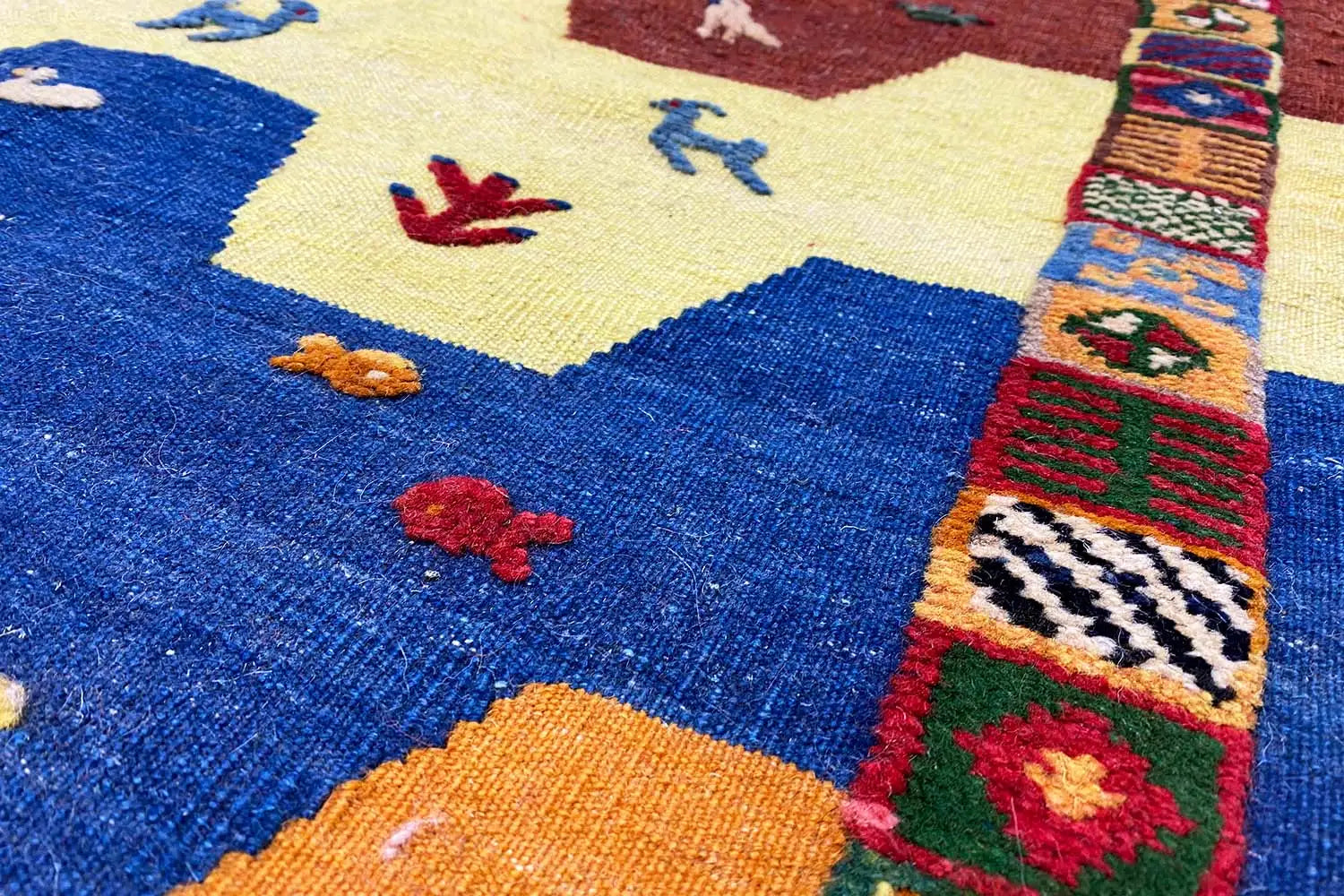 Kilim Qashqai - (274x101 cm) - Premium Kelim from German Carpet Shop - Just €449! Shop now at German Carpet Shop