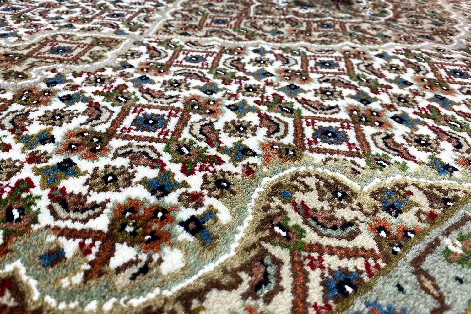 Indo Täbriz Teppich - (165x90cm) - German Carpet Shop