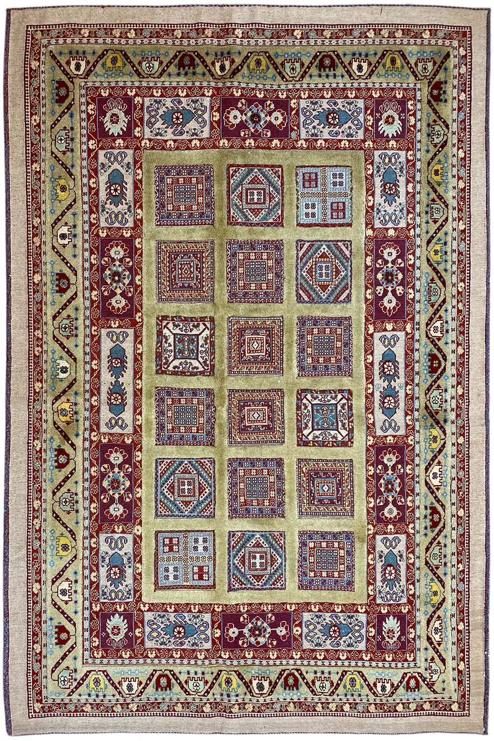 Soumakh-Teppich 220x149 cm, rechteckig, zentrales Patchwork-Motiv und Bordüre
