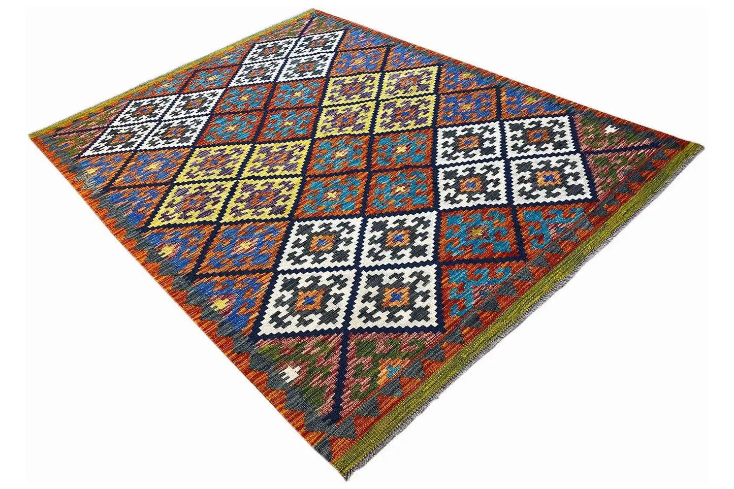 Kelim-Teppich 202x152 cm, quadratisch präsentiert, geometrische Felder in Blau und Rot.