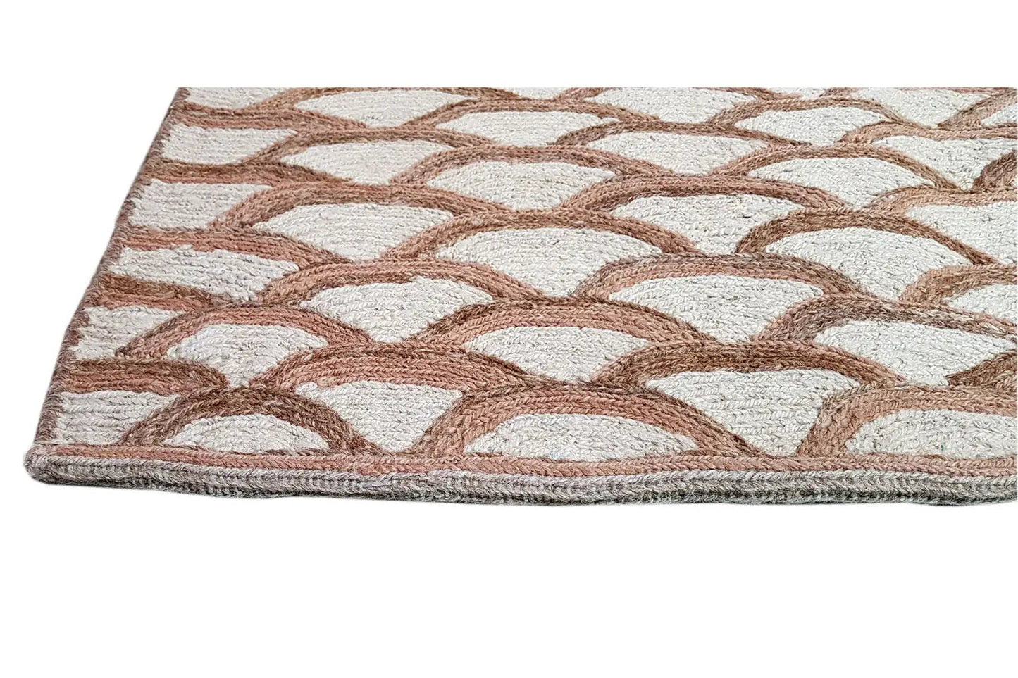 Teppich mit Rauten- und Musterfeldern in Beige, Braun und Weiß
