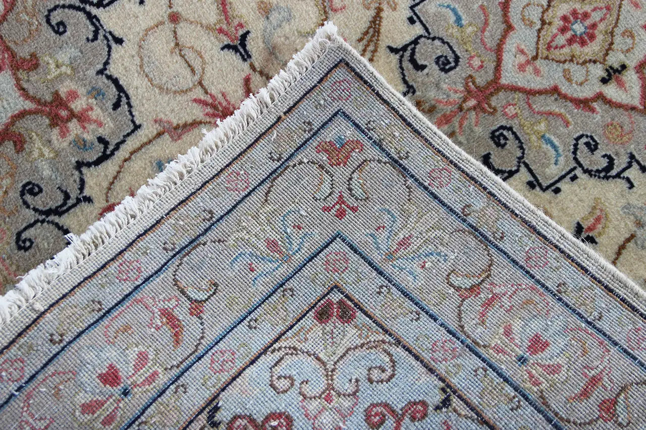 Keshan - Beige (151x96 cm) - German Carpet Shop