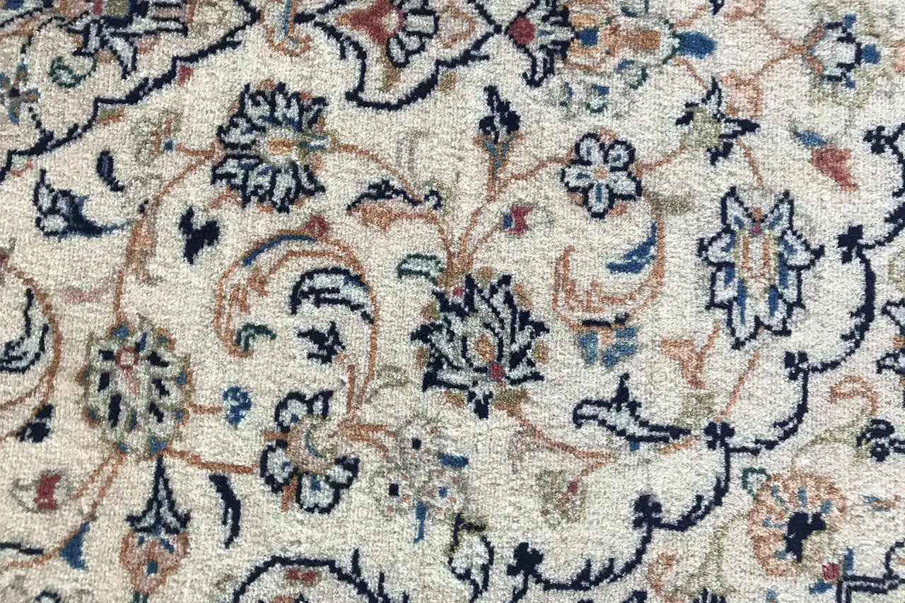 Keshan - Beige (148x98 cm) - German Carpet Shop