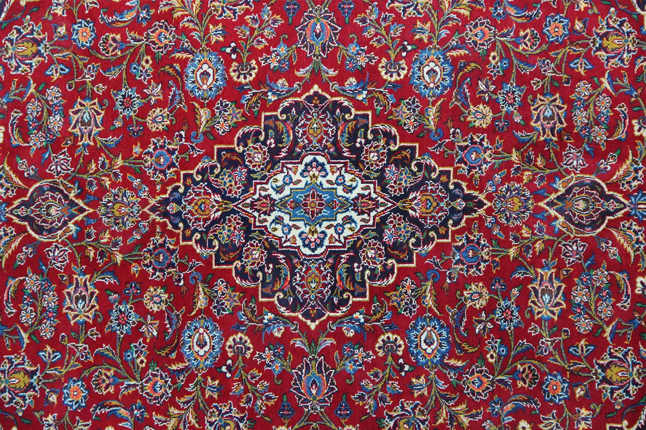 Keshan - Rot (354x253 cm) - German Carpet Shop