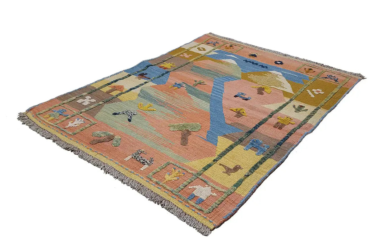 Kilim Qashqai Teppich, diagonale Ansicht, geometrisches Muster in Pastellfarben