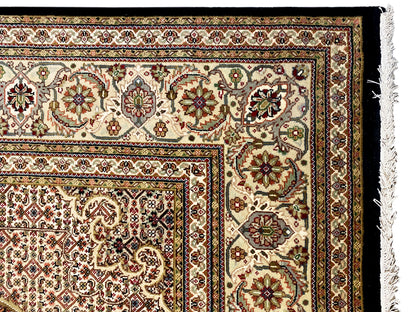 Indo Tabriz Teppich - 303x247cm