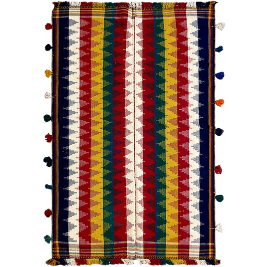 Wohnzimmer bunter Jajim Teppich handgewebt mit geometrischem Zickzackmuster