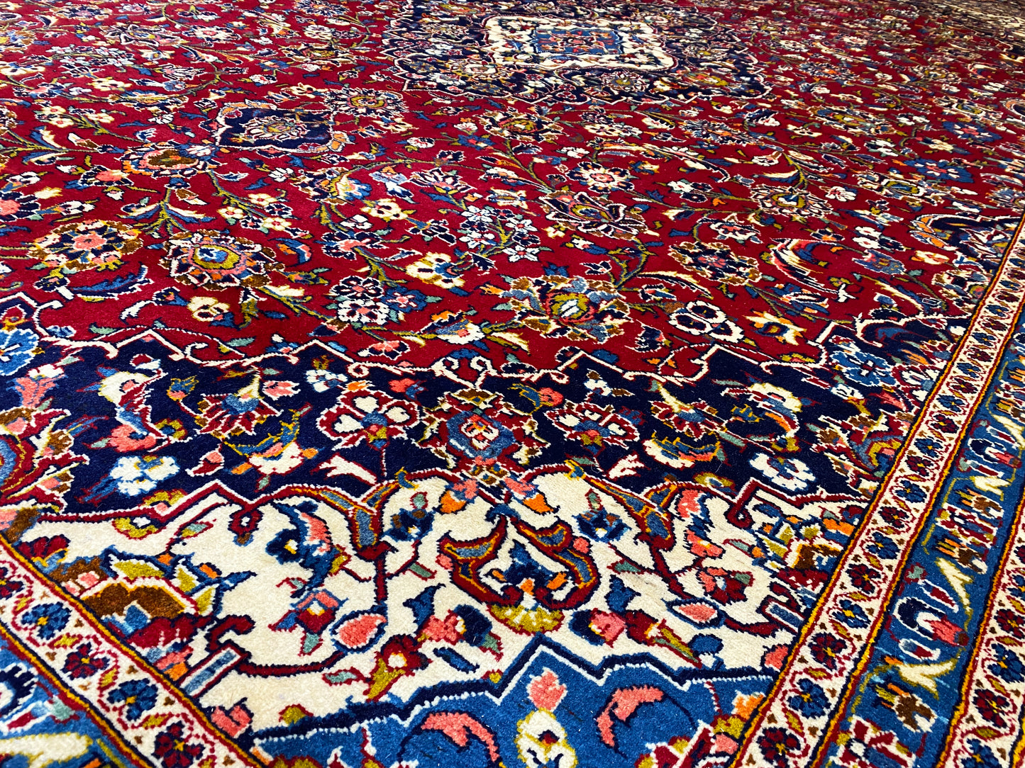 Keshan - Rot (400x288 cm)