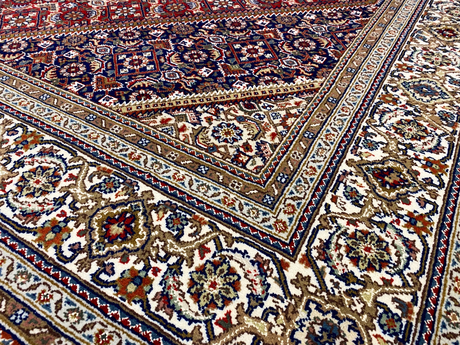 Handgeknüpfter Perserteppich Bidjar in Rot, langlebige Wollqualität