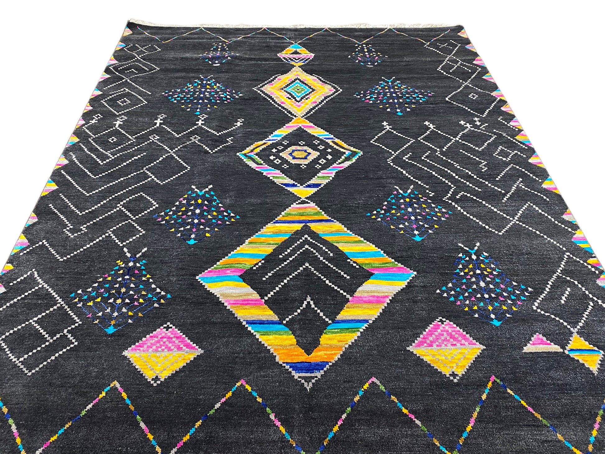 Moderner Statement Teppich für große Räume