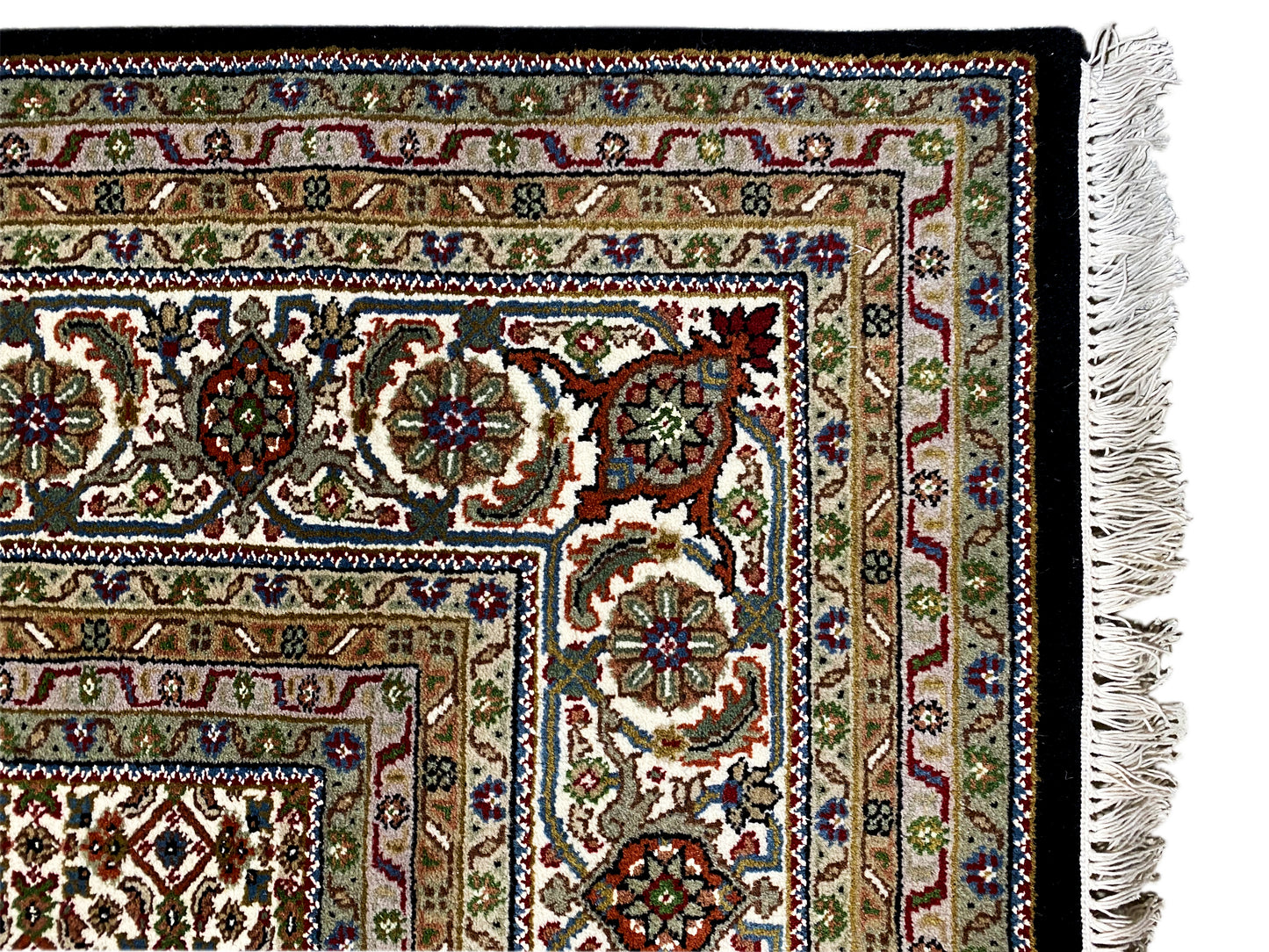 Edler Medaillon Teppich Indo Tabriz 353x242 cm in warmen Brauntönen