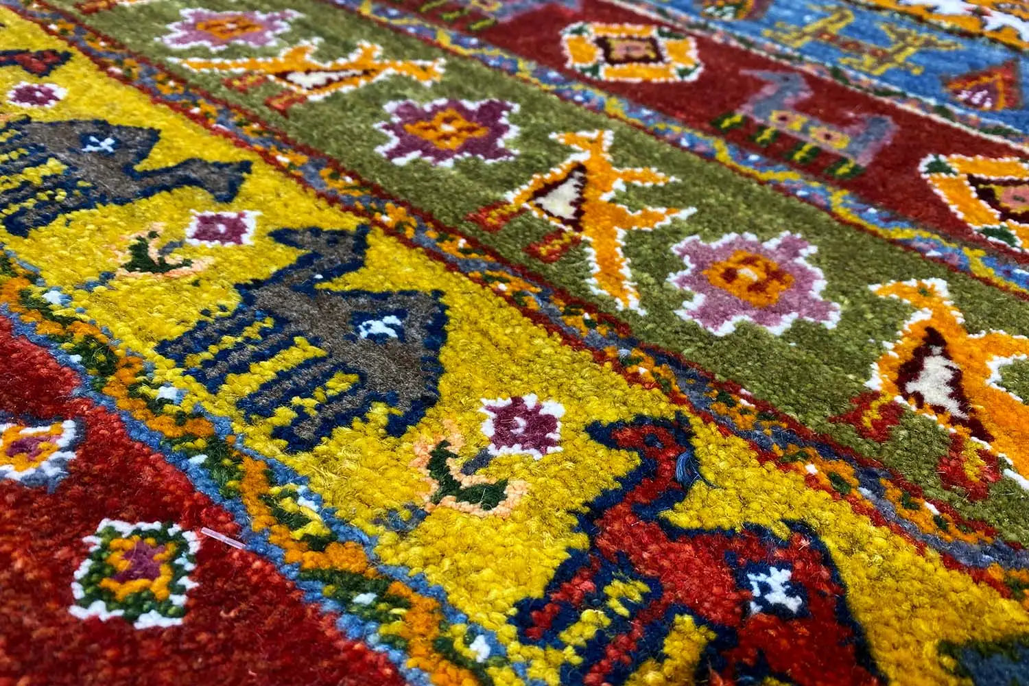 Gabbeh Lori - (63x62cm) - German Carpet Shop